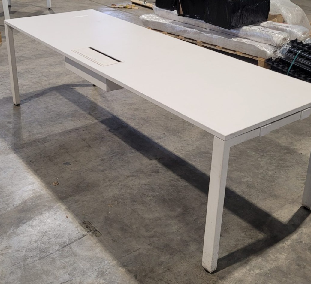Bureau LYBRA 2.40 x 0.8 m