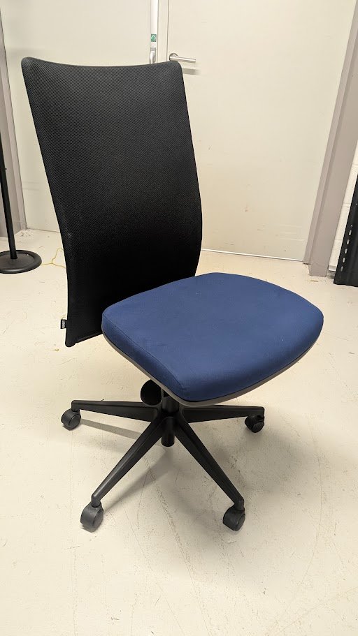 Lot de 50 chaises de bureau EUROSIT sans accoudoirs - bleues