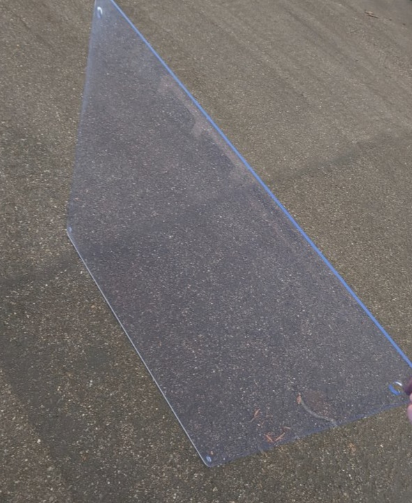 Plaque plexiglass 94x76 cm