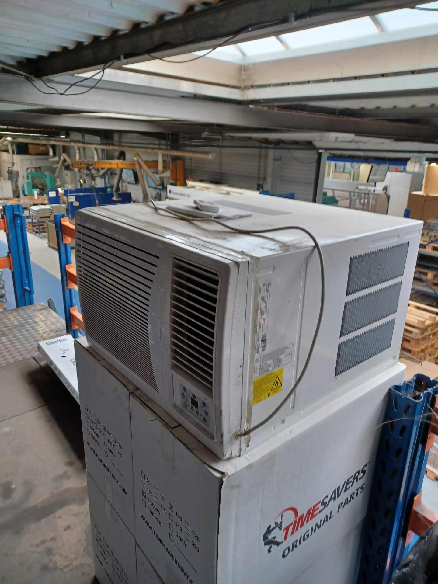 Climatiseur Airwell AWWR-WFD012-C11 (3,65 kW / ~12 000 BTU)